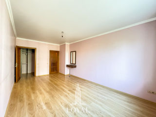 Apartament cu 3 camere, 127 m², Centru, Chișinău foto 8