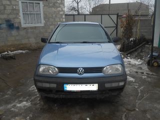 Volkswagen Golf foto 1