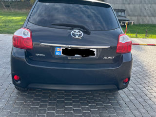 Toyota Auris foto 4