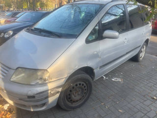 Volkswagen Sharan foto 6