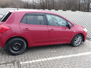 Toyota Auris foto 2