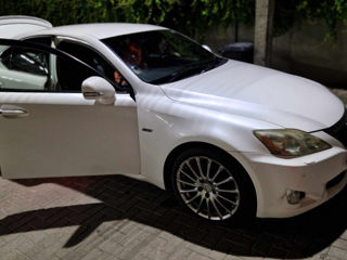 Lexus IS Series foto 3