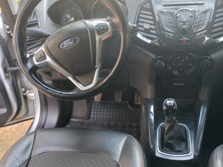 Ford EcoSport foto 6