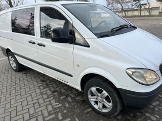 Mercedes Vito foto 2