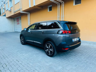 Peugeot 5008 foto 8