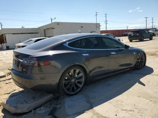 Tesla Model S foto 5