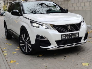 Peugeot 5008 foto 2