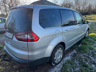 Ford Galaxy foto 4