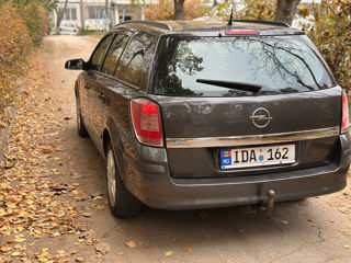 Opel Astra foto 3