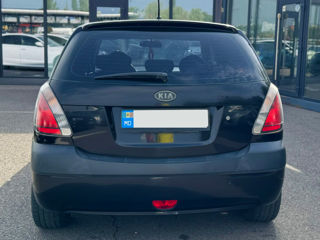 KIA Rio foto 6