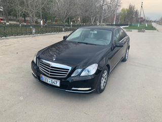 Mercedes E-Class foto 2