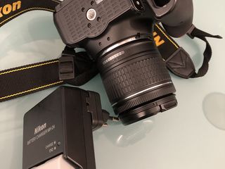 Vând aparat foto Nikon D5300 în stare foarte bună foto 8