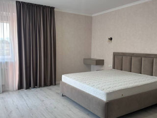 Apartament cu 2 camere, 84 m², Centru, Chișinău foto 5