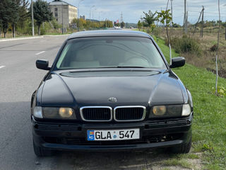 BMW 7 Series foto 2