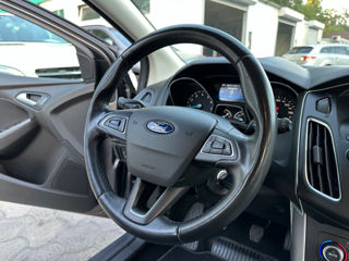 Ford Focus foto 13