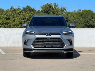 Toyota Highlander фото 2