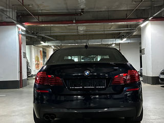 BMW 5 Series foto 8