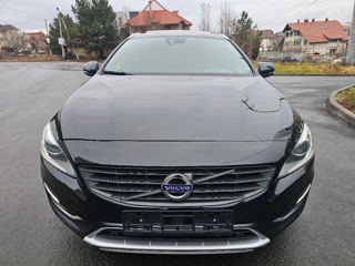 Volvo V60 foto 2