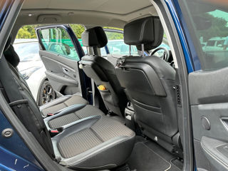 Renault Scenic foto 16