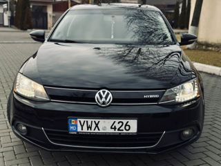 Volkswagen Jetta foto 2