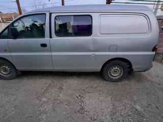 Hyundai H200 foto 3