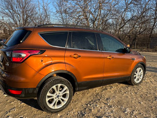 Ford Escape foto 7