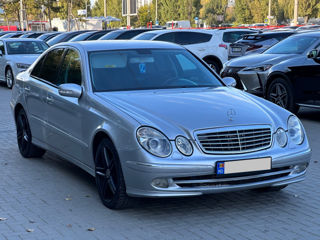 Mercedes E-Class foto 4