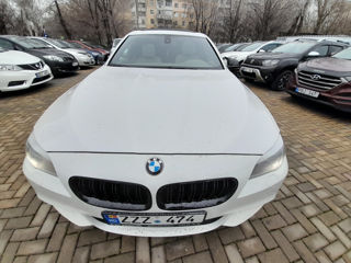 BMW 5 Series foto 18