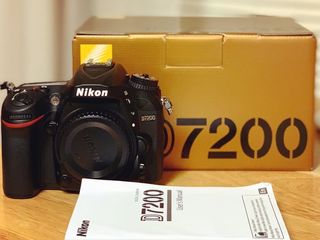 Nikon D7100 body stare ideal ca nou