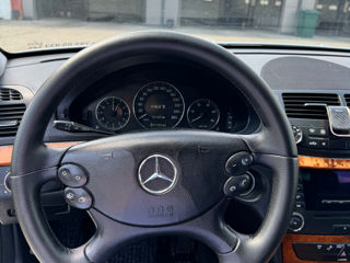 Mercedes E-Class foto 8