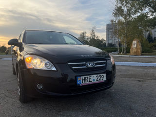 KIA Ceed foto 1