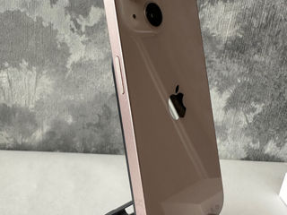 iPhone 13 pink 128 gb foto 3