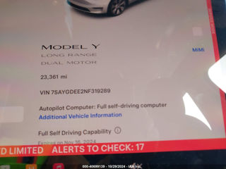 Tesla Model Y foto 13