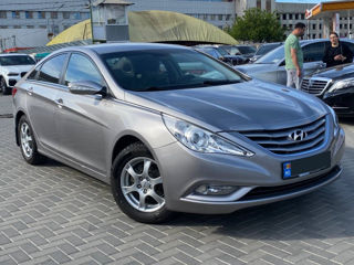 Hyundai Sonata foto 4