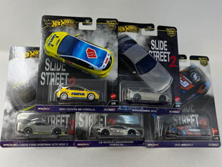 Hot Wheels Premium Slide Street 2