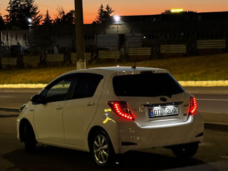 Toyota Yaris foto 4