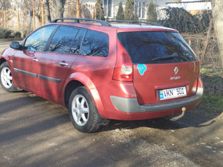 Renault Megane foto 2