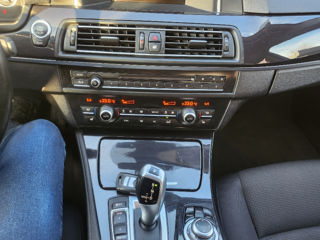 BMW 5 Series foto 7