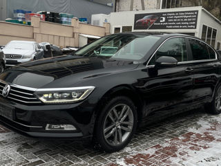 Volkswagen Passat foto 2