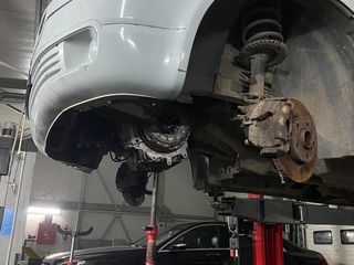 Auto-servis- întreținerea / repararea și diservirea tuturor automobilelor foto 2