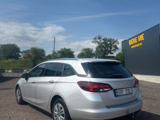 Opel Astra фото 2