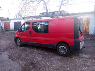 Opel Vivaro foto 8