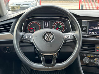 Volkswagen Jetta foto 11