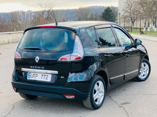 Renault Scenic foto 2