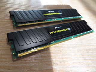 продам быструю DDR3-1866 16GB (2*8GB) Corsair "Vengeance LP"
