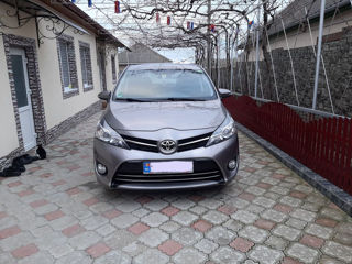 Toyota Verso foto 3