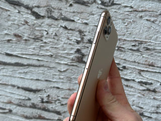 iPhone 11 PRO MAX GOLD 512 GB foto 3