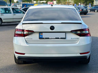 Skoda Superb foto 7