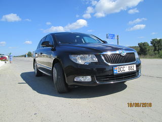 Skoda Superb foto 1