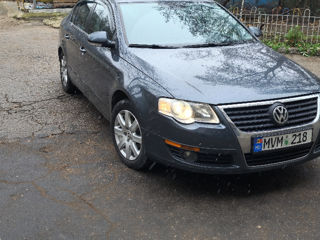 Volkswagen Passat foto 3